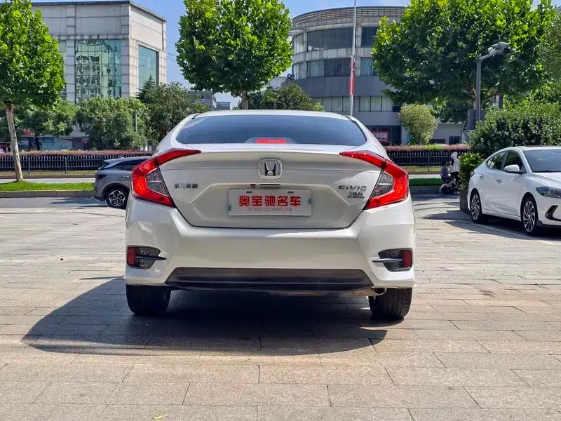 2016 Civic 180TURBO CVT Comfort Edition — миниатюра 5