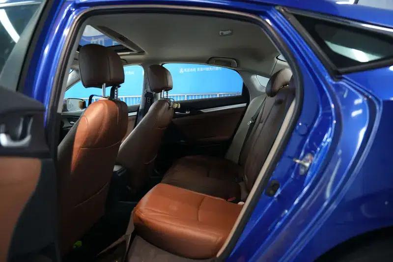 2016 Civic 220TURBO CVT Luxury Edition — миниатюра 20