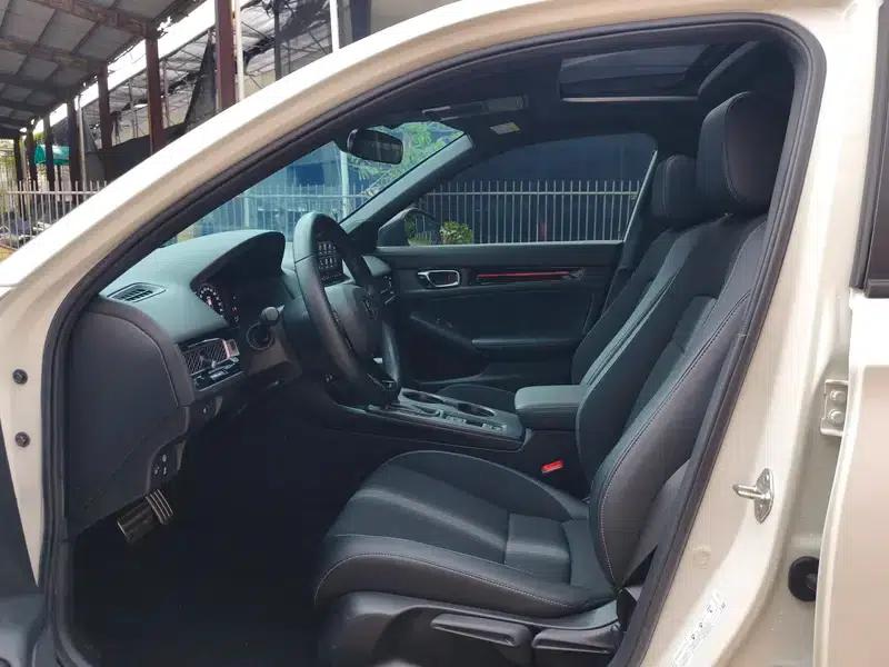 2023 Civic Hatchaback 240TURBO CVT Extreme Edition — миниатюра 17