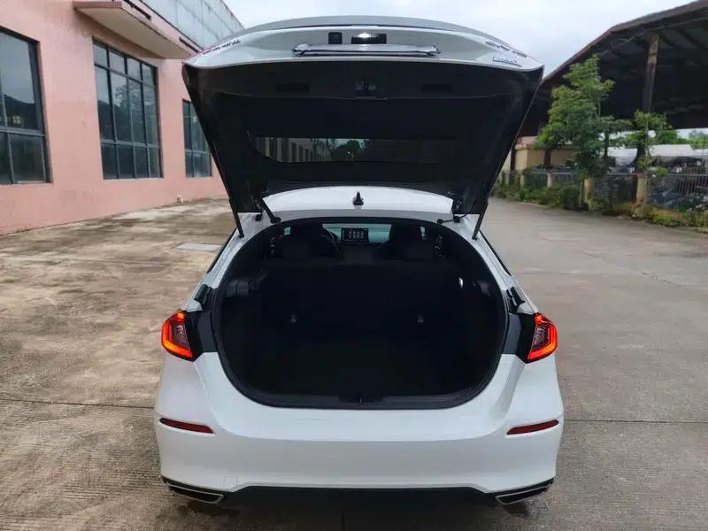 2023 Civic Hatchaback 240TURBO CVT Extreme Edition — миниатюра 21