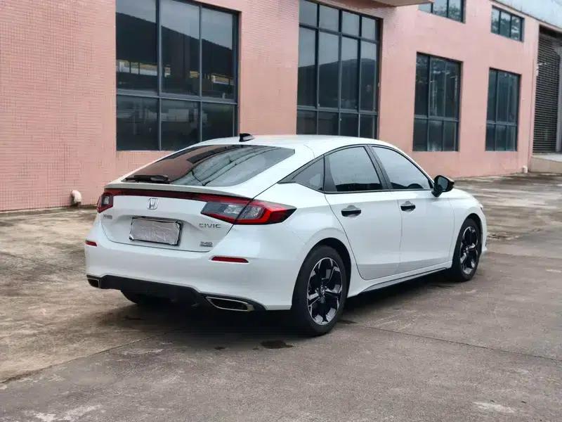 2023 Civic Hatchaback 240TURBO CVT Extreme Edition — миниатюра 7