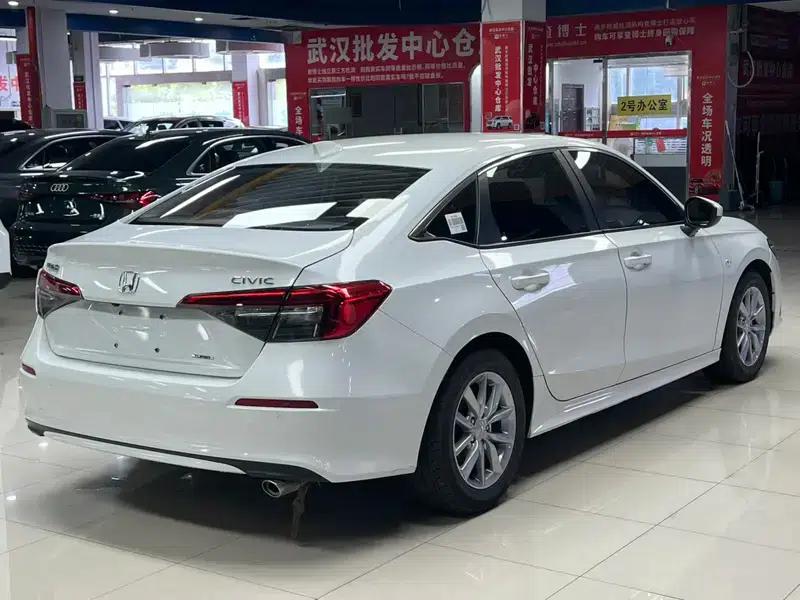 Civic 2022 180TURBO CVT Sporty Edition — миниатюра 6