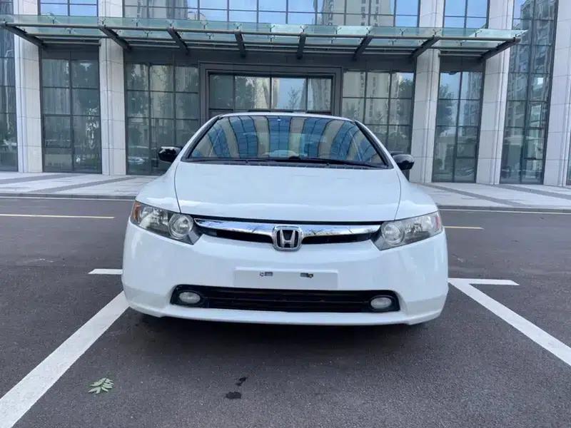 Civic 2009 1.8L Automatic Classic Edition — миниатюра 2