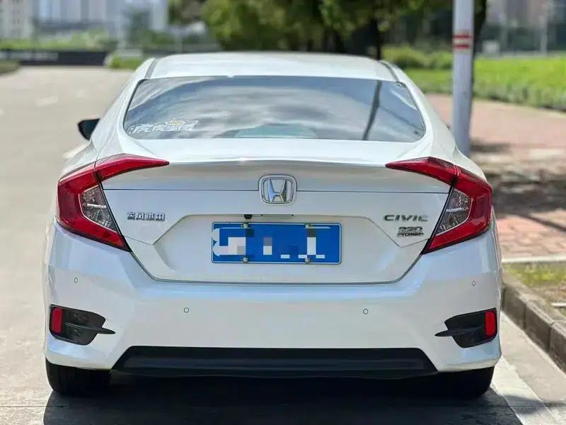 2016 Civic 220TURBO CVT Luxury Edition — миниатюра 4