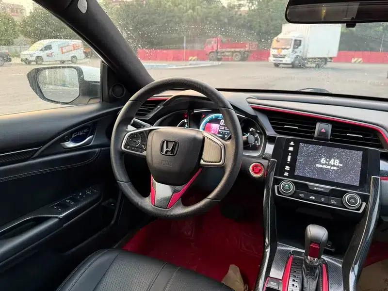 2016 Civic 220TURBO CVT Luxury Edition — миниатюра 15