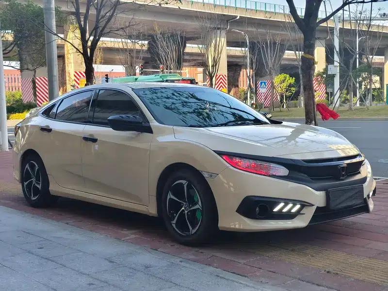 2016 Civic 180TURBO CVT Comfort Edition — миниатюра 3