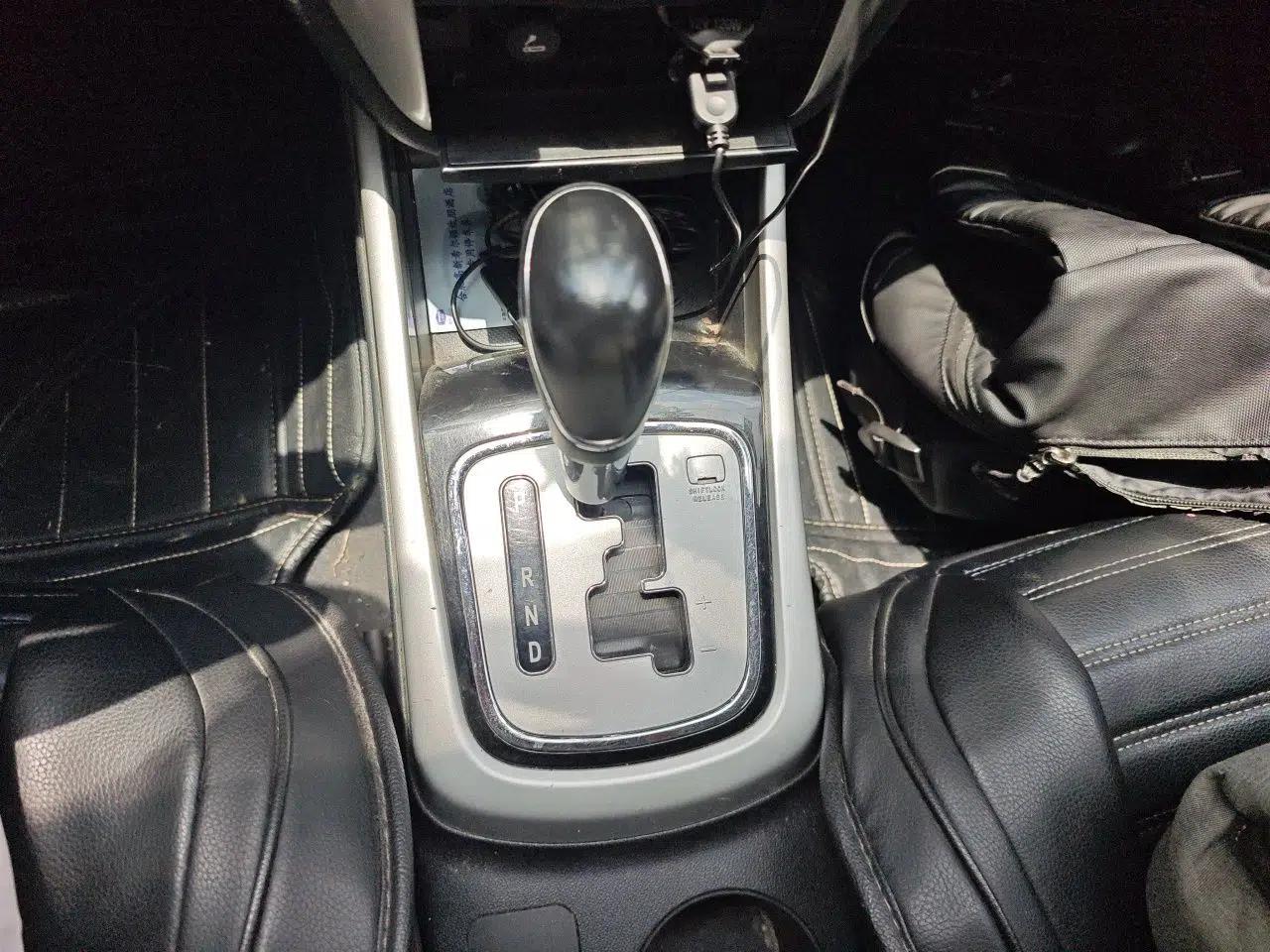 CHANGAN Eado 2013 1.6L Automatic ZhiKu Model China V Standard — миниатюра 14