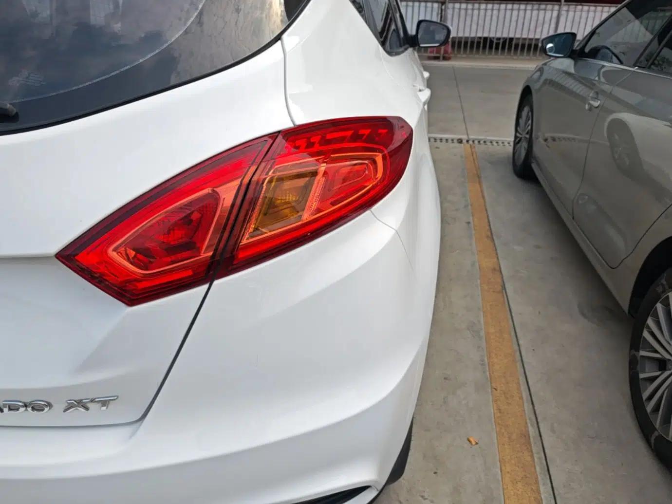 CHANGAN Eado 2015 1.6L Manual Junku Model China V Standard — миниатюра 9