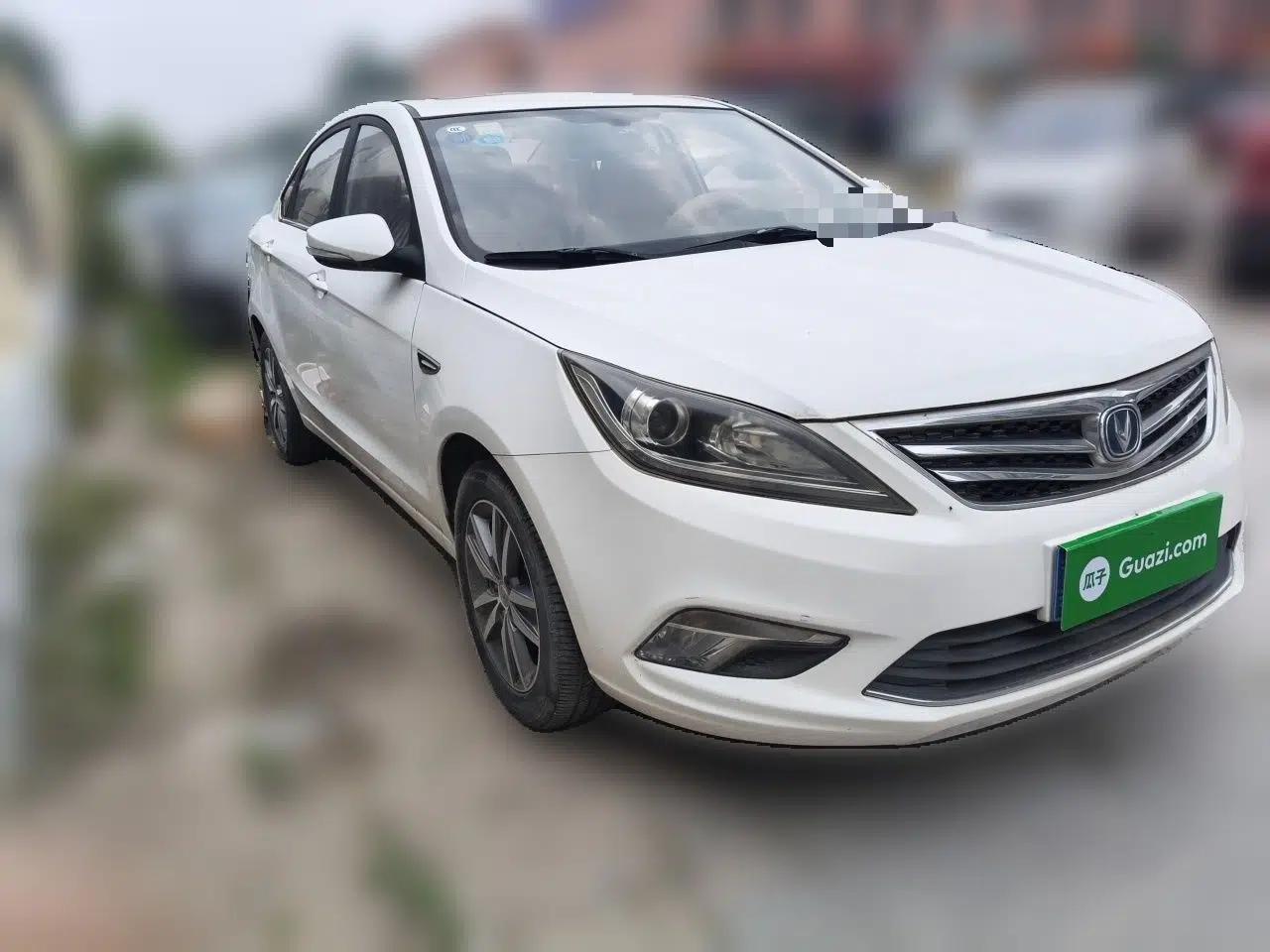 CHANGAN Eado 2016 1.6L Manual Fashion Edition — миниатюра 3