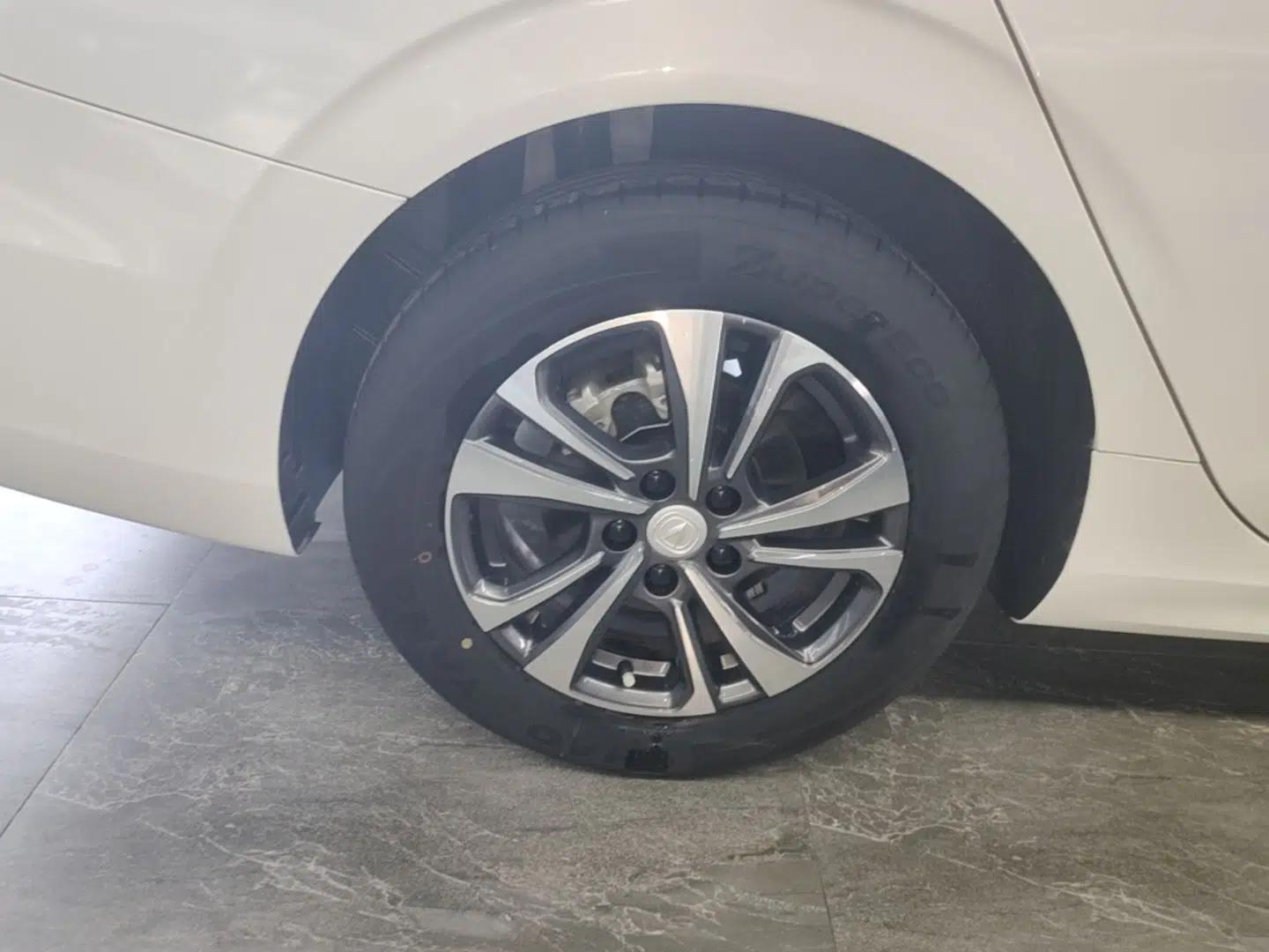 CHANGAN Eado 2022 PLUS Blue Whale NE 1.4T GDI DCT Prestige Edition — миниатюра 11