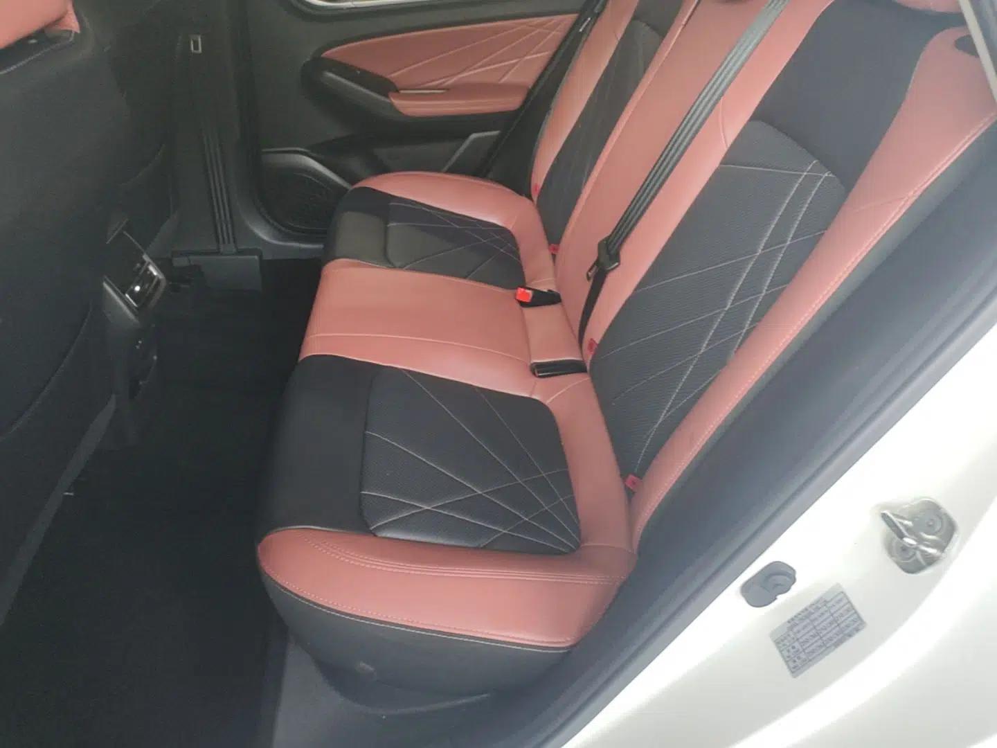 CHANGAN Eado 2022 PLUS Blue Whale NE 1.4T GDI DCT Prestige Edition — миниатюра 20