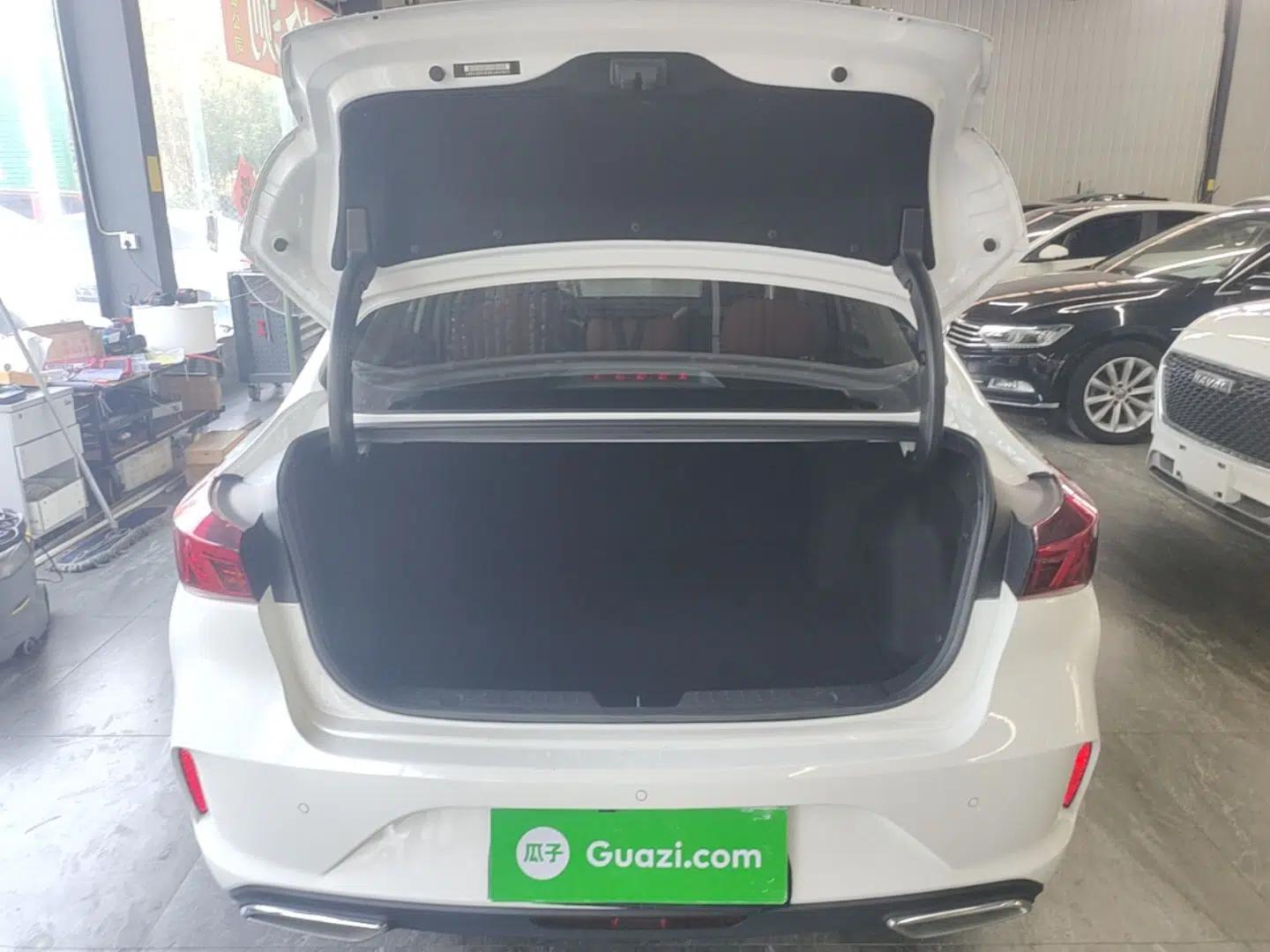 CHANGAN Eado 2022 PLUS Blue Whale NE 1.4T GDI DCT Prestige Edition — миниатюра 22
