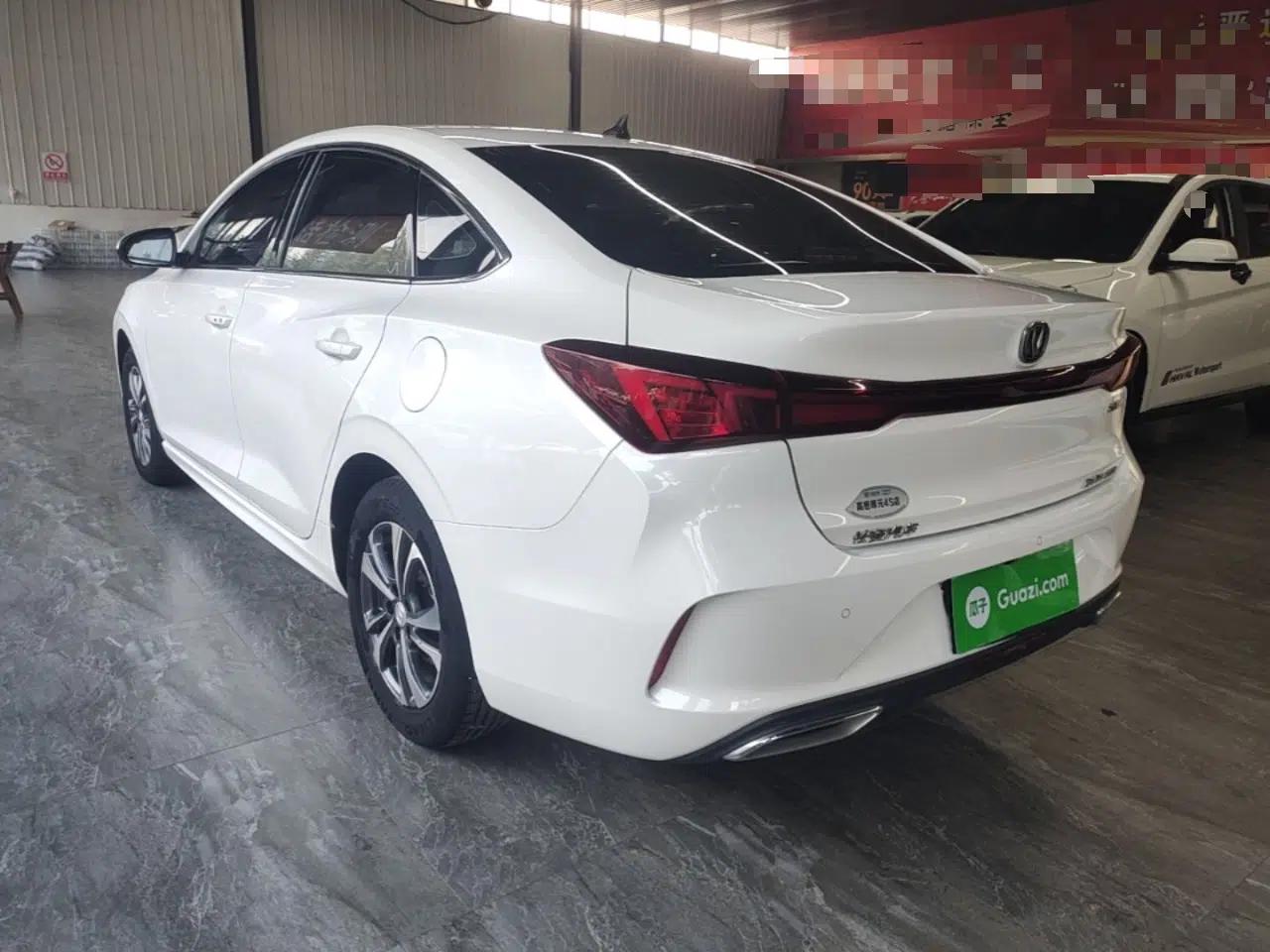 CHANGAN Eado 2022 PLUS Blue Whale NE 1.4T GDI DCT Prestige Edition — миниатюра 4