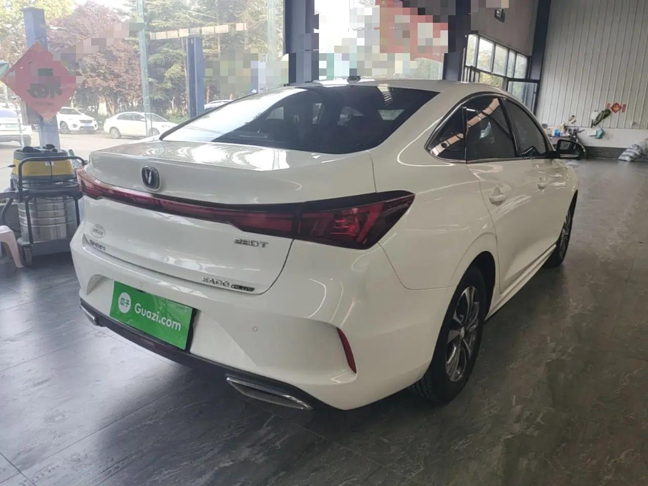 CHANGAN Eado 2022 PLUS Blue Whale NE 1.4T GDI DCT Prestige Edition — миниатюра 6