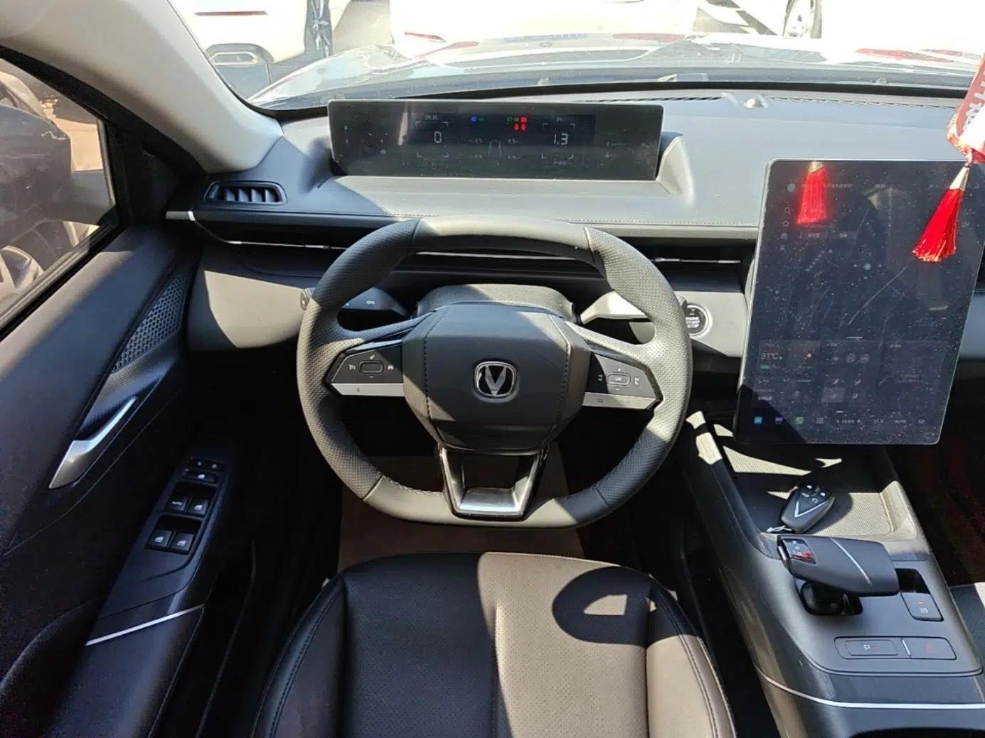 CHANGAN Eado 2024 1.5T GDI Automatic Prestige Edition — миниатюра 13