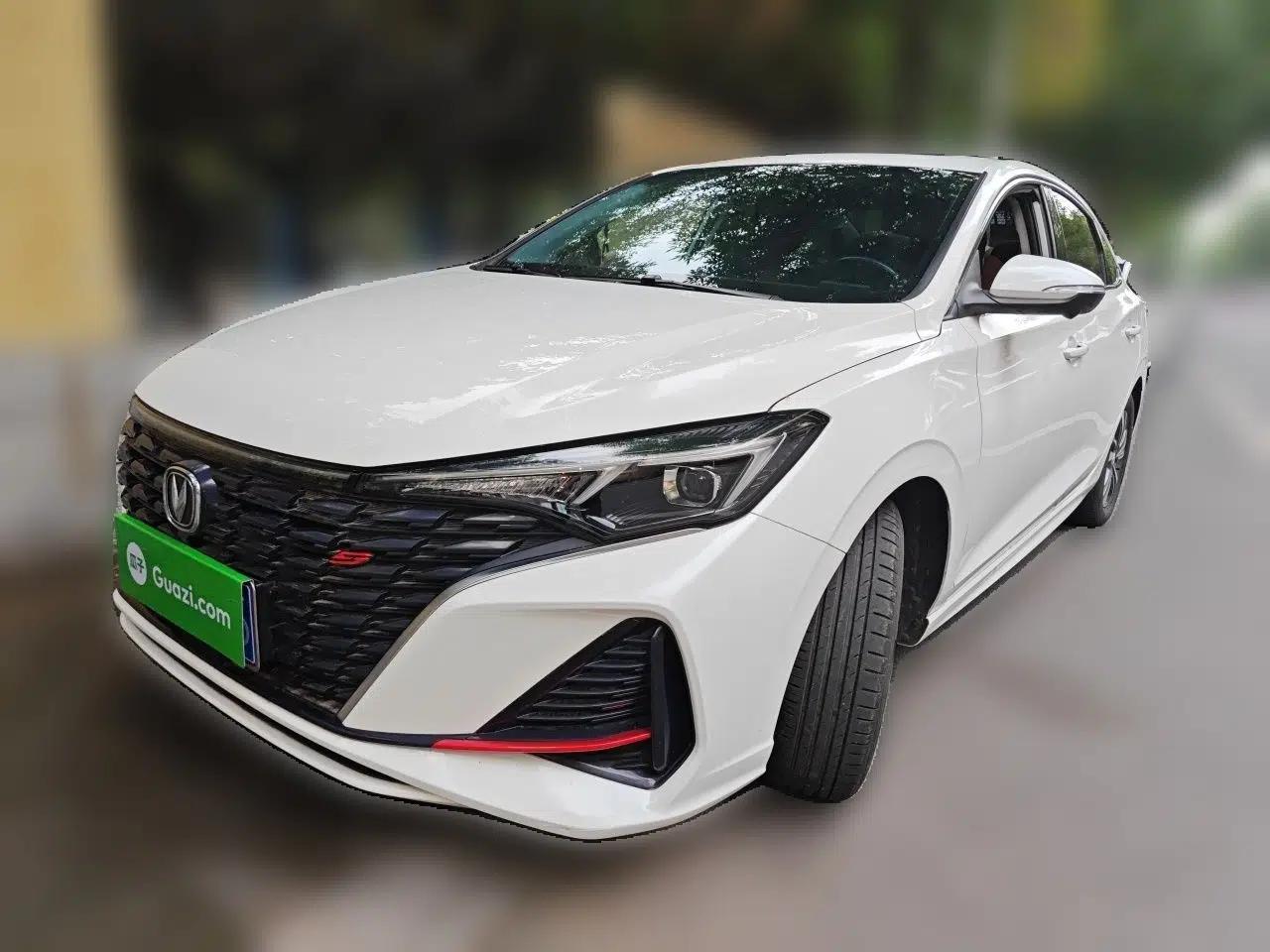 CHANGAN Eado 2023 Changan Edition PLUS Blue Whale NE 1.4T GDI DCT Prestige Version — миниатюра 1