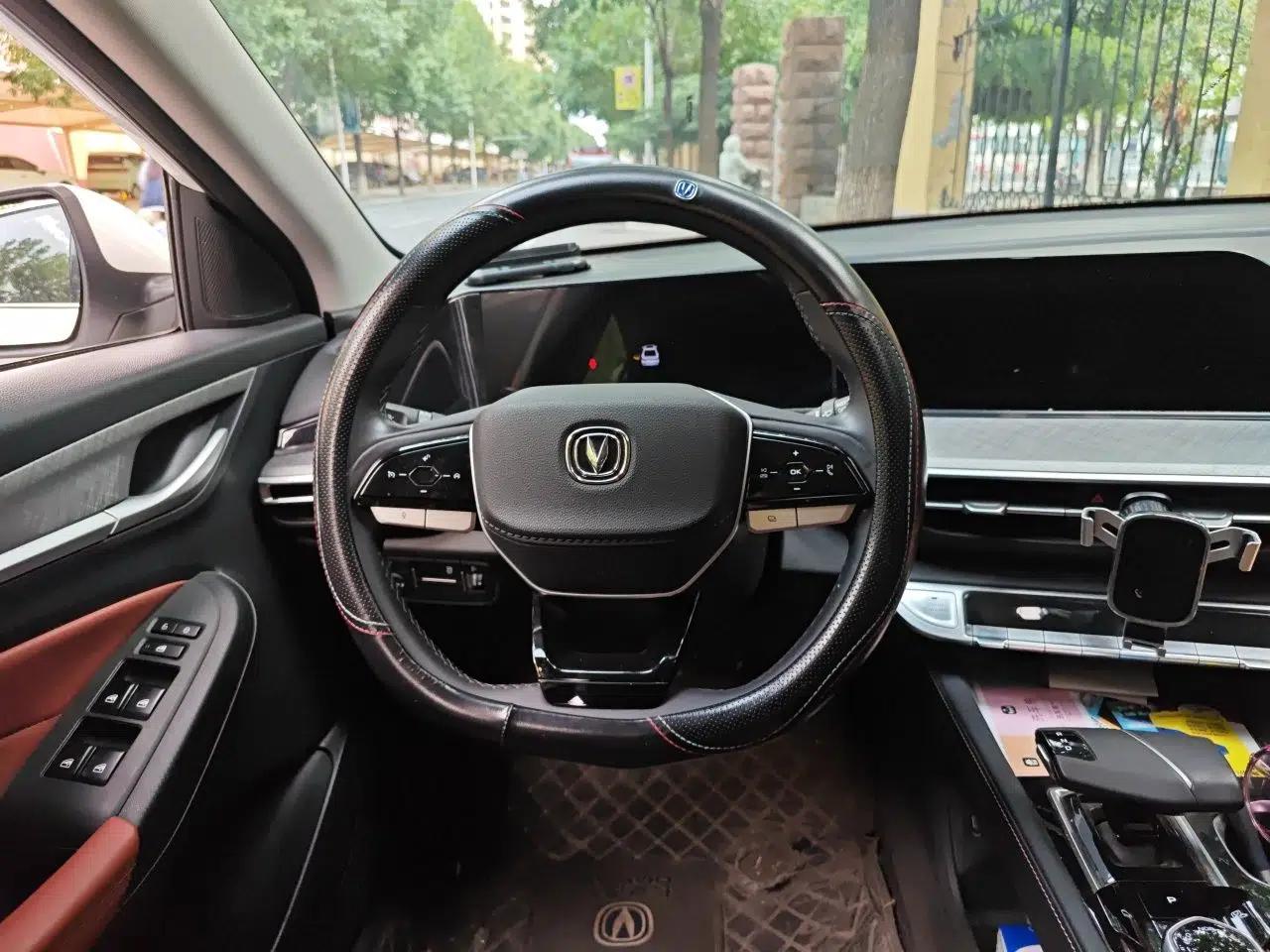 CHANGAN Eado 2023 Changan Edition PLUS Blue Whale NE 1.4T GDI DCT Prestige Version — миниатюра 10