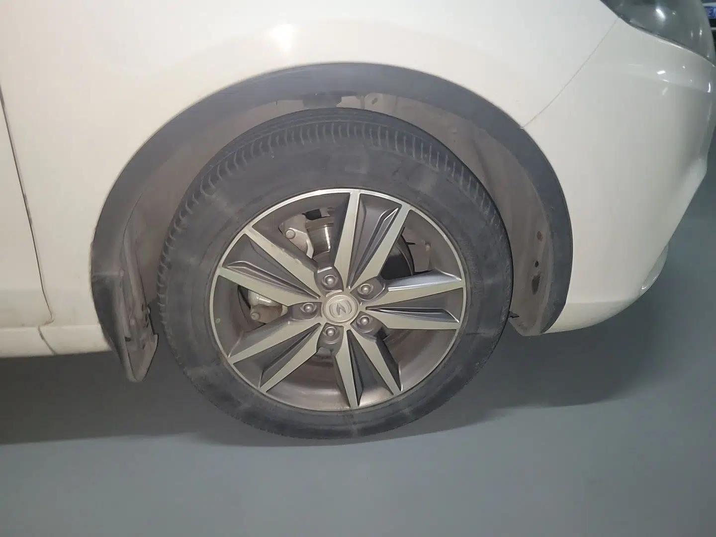 CHANGAN Eado 2016 1.6L Automatic Junku Model — миниатюра 8