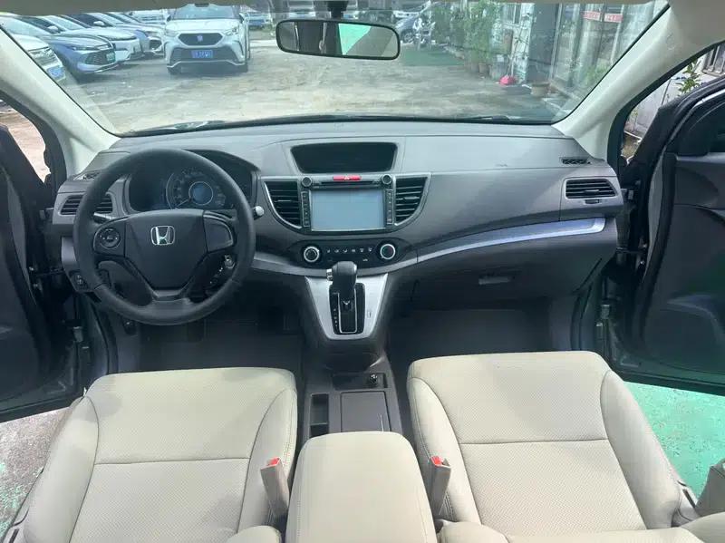 Honda CR-V 2012 2.0L 2WD Urban Edition — миниатюра 18