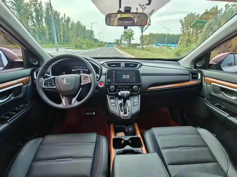 Honda CR-V 2017 240TURBO CVT 4WD Premium Edition — миниатюра 13