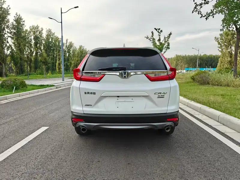 Honda CR-V 2017 240TURBO CVT 4WD Premium Edition — миниатюра 6
