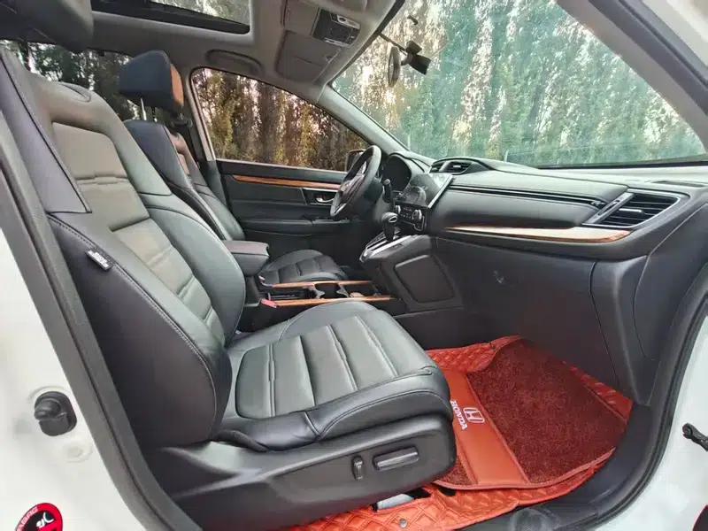 Honda CR-V 2017 240TURBO CVT 4WD Premium Edition — миниатюра 10
