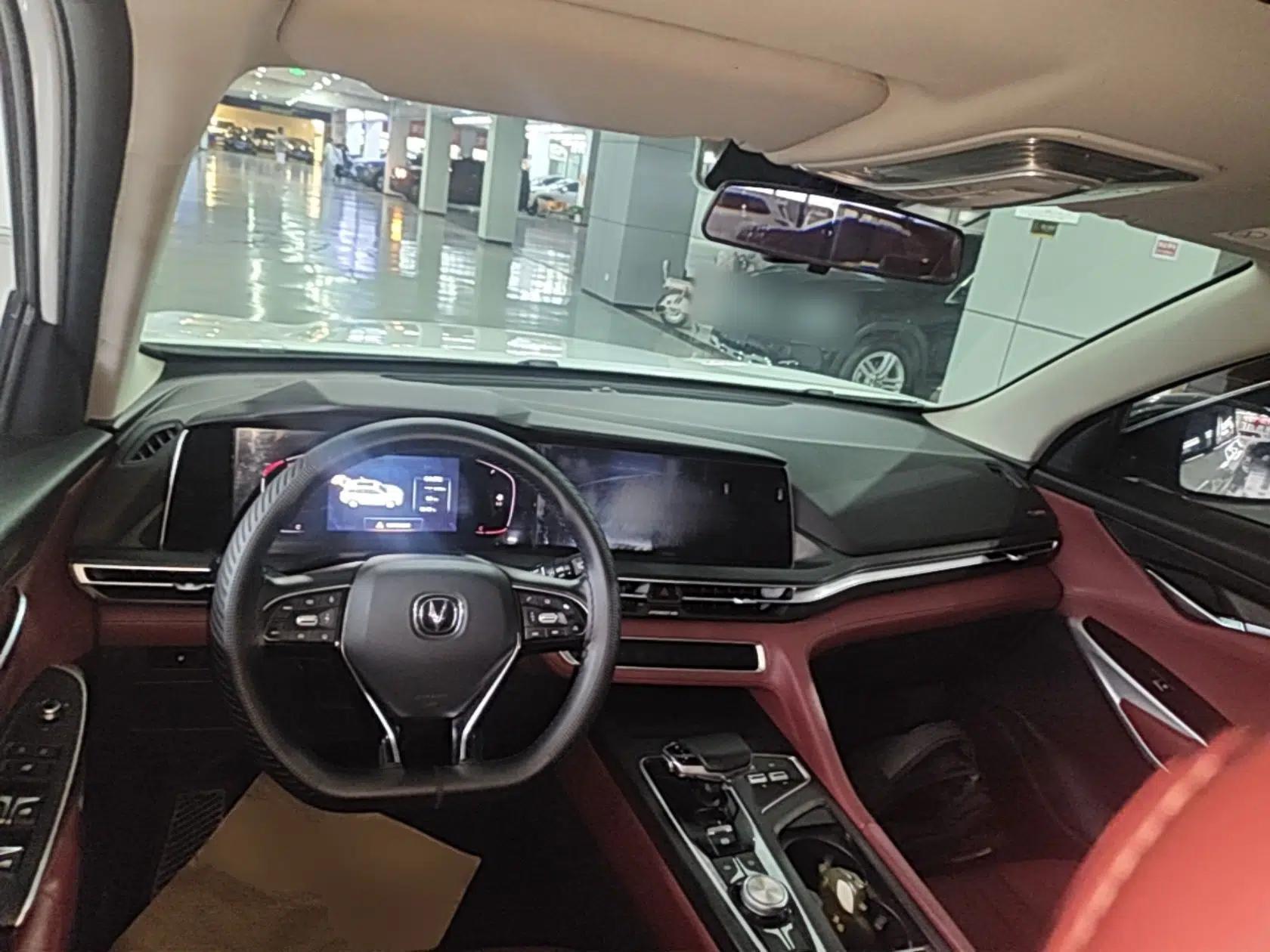 CHANGAN CS75 PLUS 2021 1.5T Automatic Prestige Model — миниатюра 12