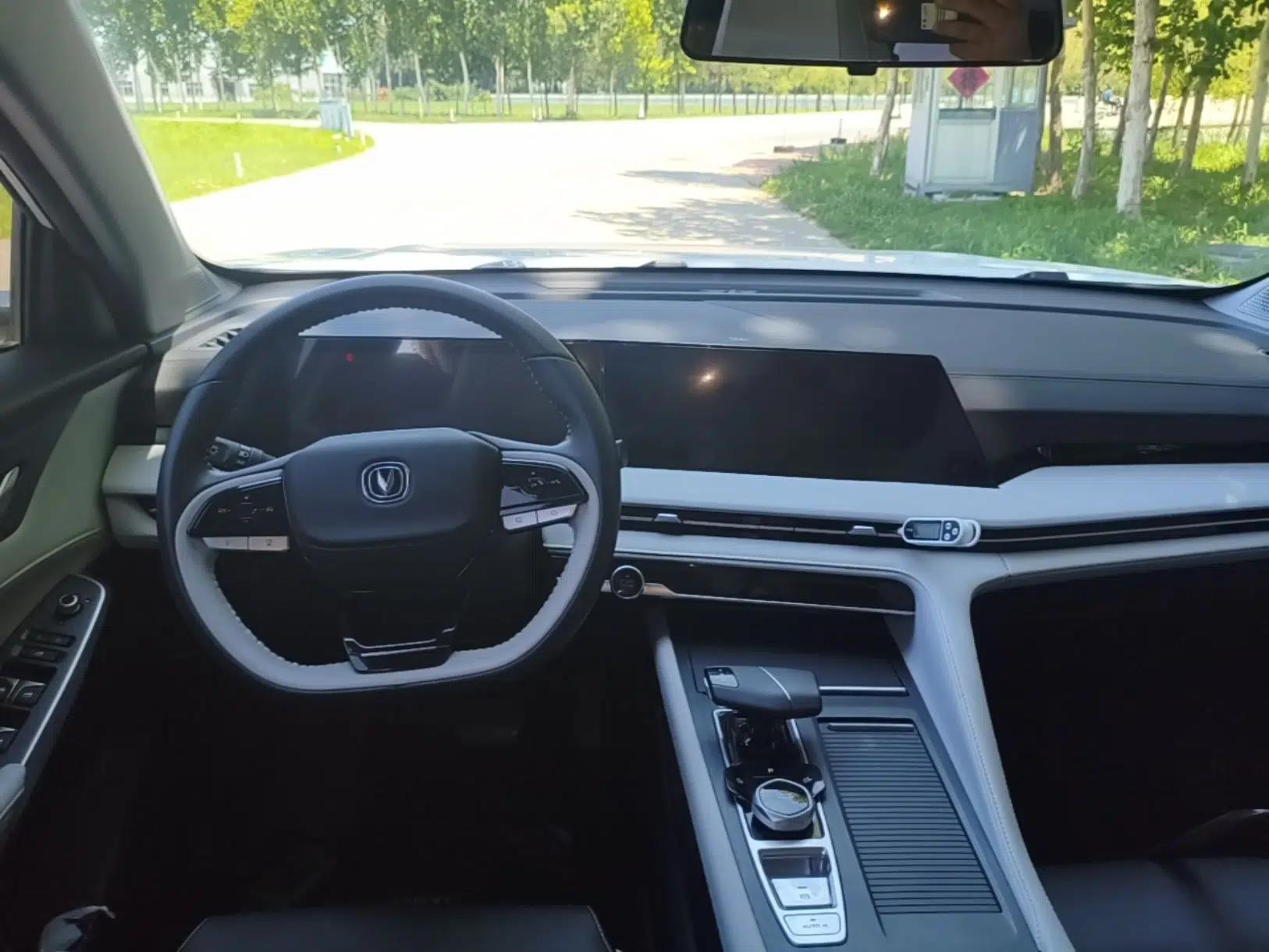 CHANGAN CS75 PLUS 2023 3rd Generation 1.5T Automatic Prestige Model — миниатюра 12