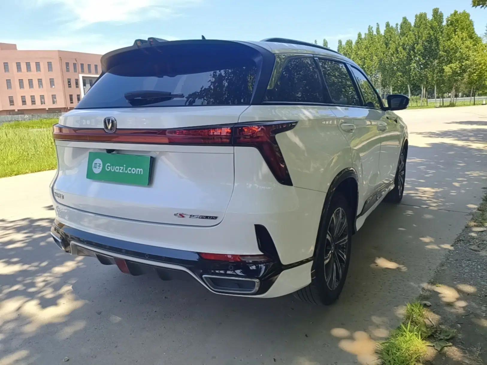 CHANGAN CS75 PLUS 2023 3rd Generation 1.5T Automatic Prestige Model — миниатюра 6