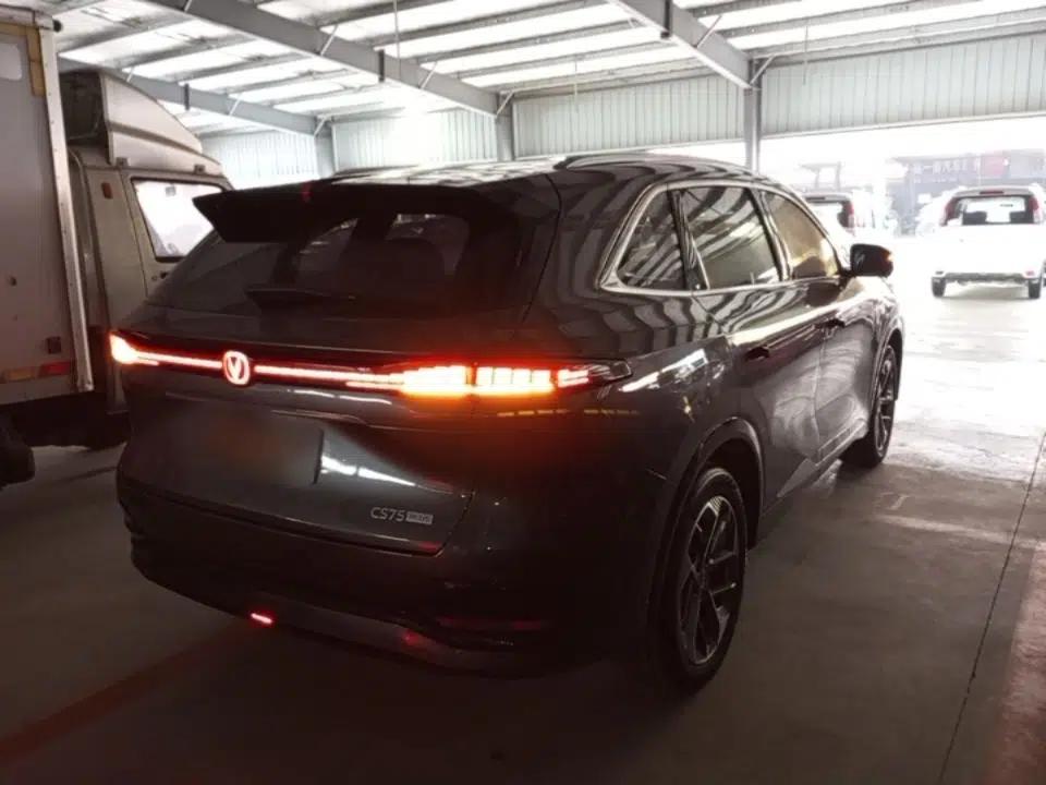 CHANGAN CS75 PLUS 2025 4th Generation 1.5T New Blue Whale Smart Flagship Version — миниатюра 6