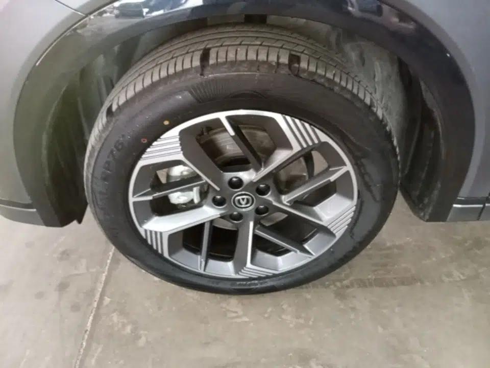CHANGAN CS75 PLUS 2025 4th Generation 1.5T New Blue Whale Smart Flagship Version — миниатюра 10