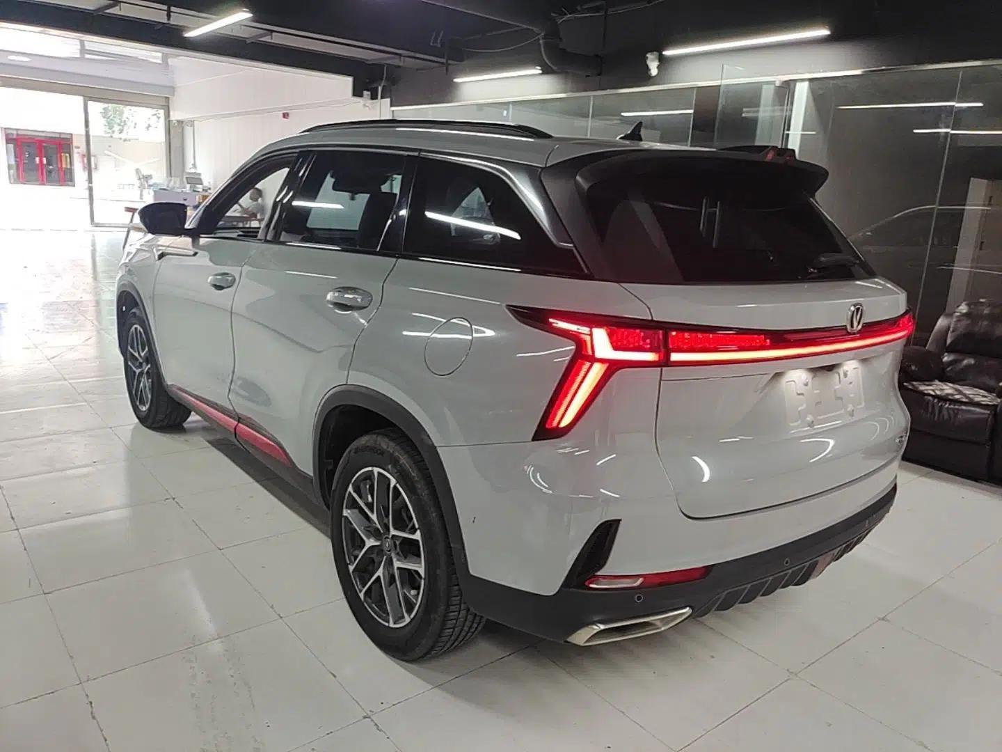 CHANGAN CS75 PLUS 2022 2nd Generation 1.5T Automatic Pilot Version — миниатюра 4