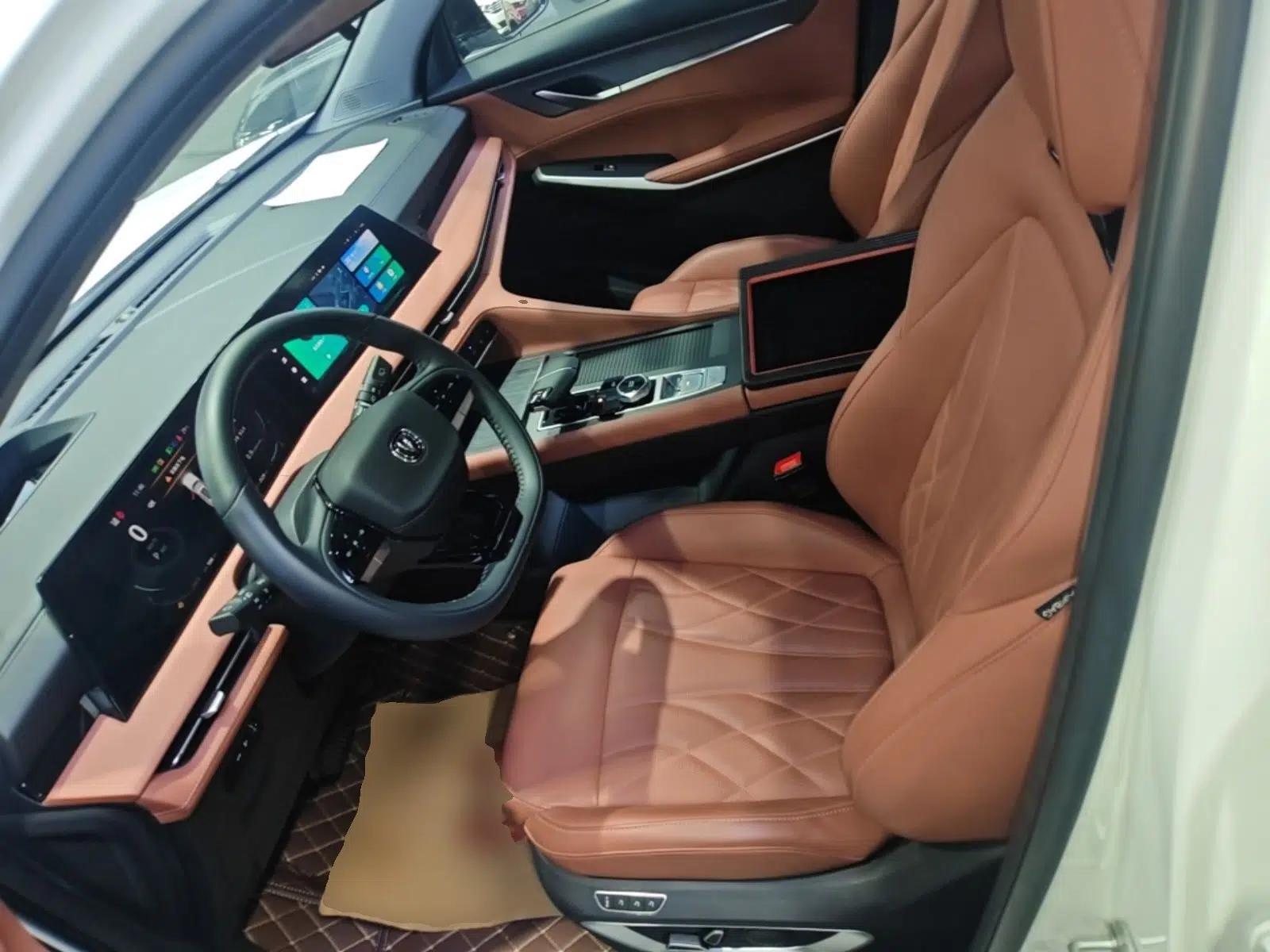 CHANGAN CS75 PLUS 2024 3rd Generation Champion Edition 2.0T Intelligent Drive Performance Model — миниатюра 17