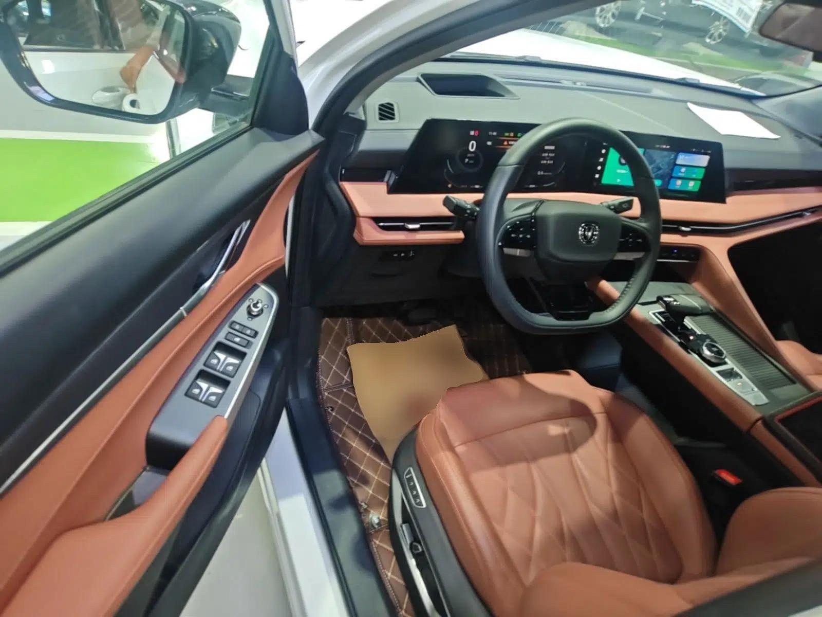 CHANGAN CS75 PLUS 2024 3rd Generation Champion Edition 2.0T Intelligent Drive Performance Model — миниатюра 18