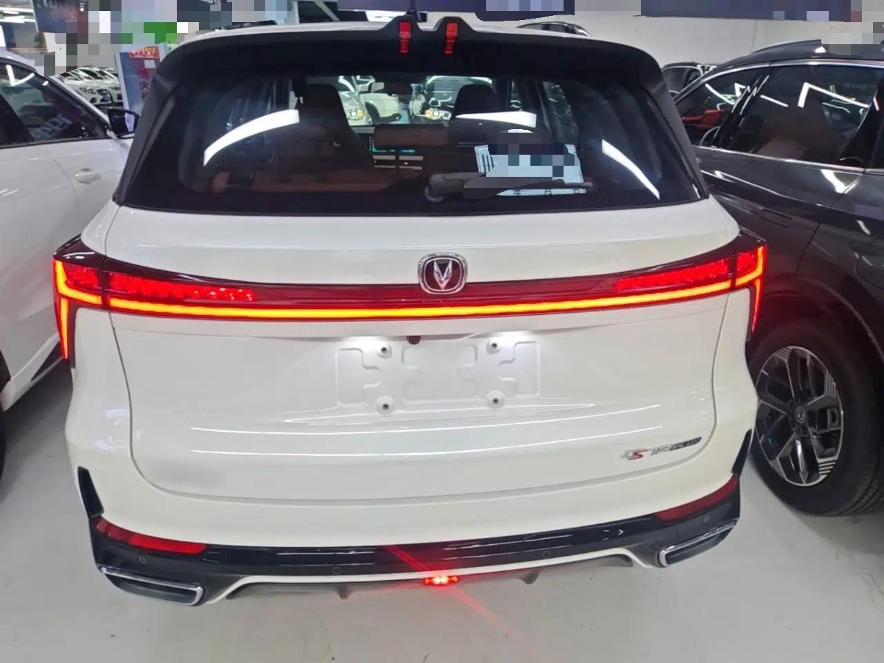 CHANGAN CS75 PLUS 2024 3rd Generation Champion Edition 2.0T Intelligent Drive Performance Model — миниатюра 5