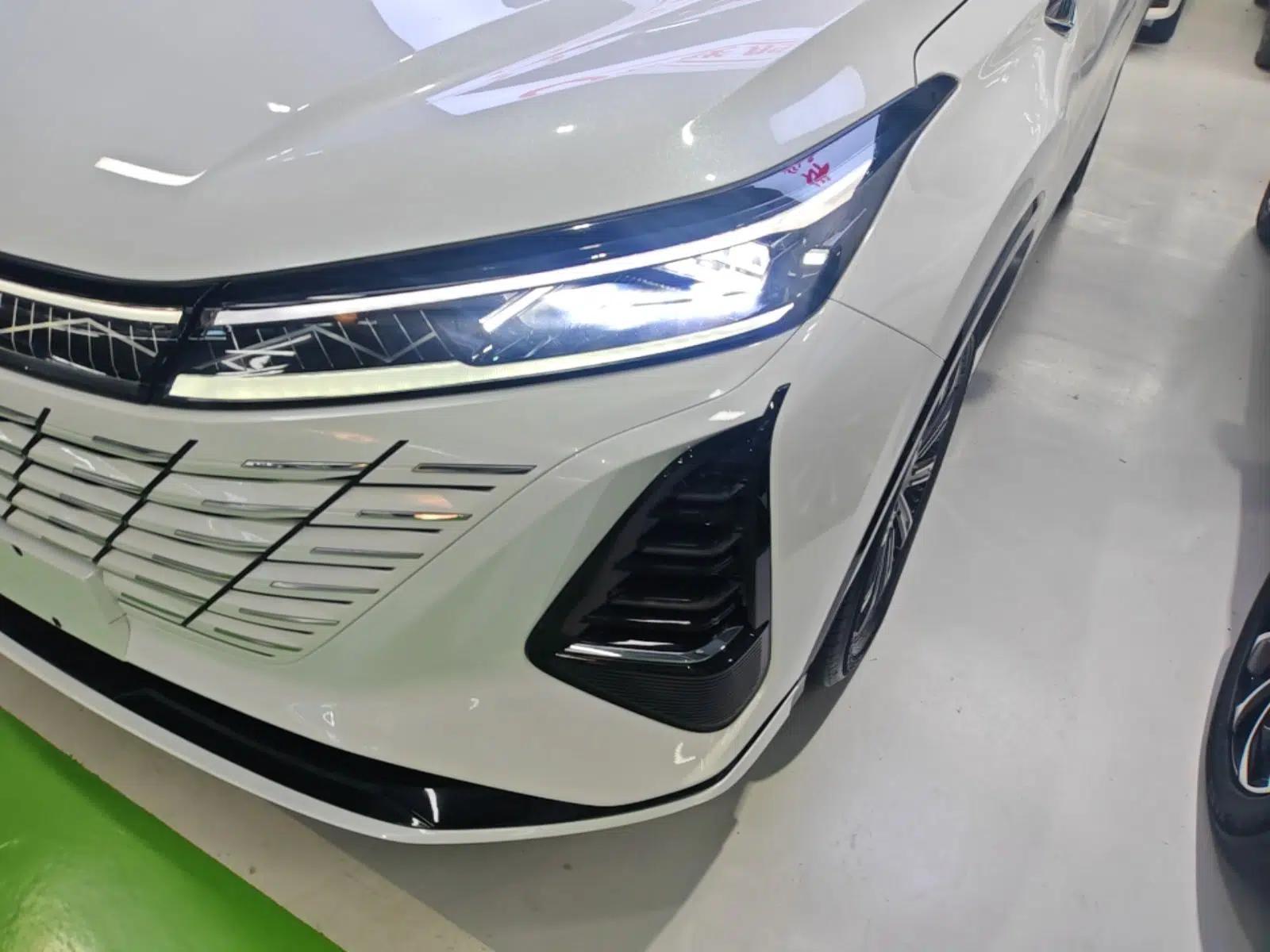 CHANGAN CS75 PLUS 2024 3rd Generation Champion Edition 2.0T Intelligent Drive Performance Model — миниатюра 8