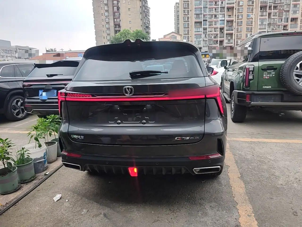 CHANGAN CS75 PLUS 2023 2nd Generation 1.5T Automatic Elite Version — миниатюра 5