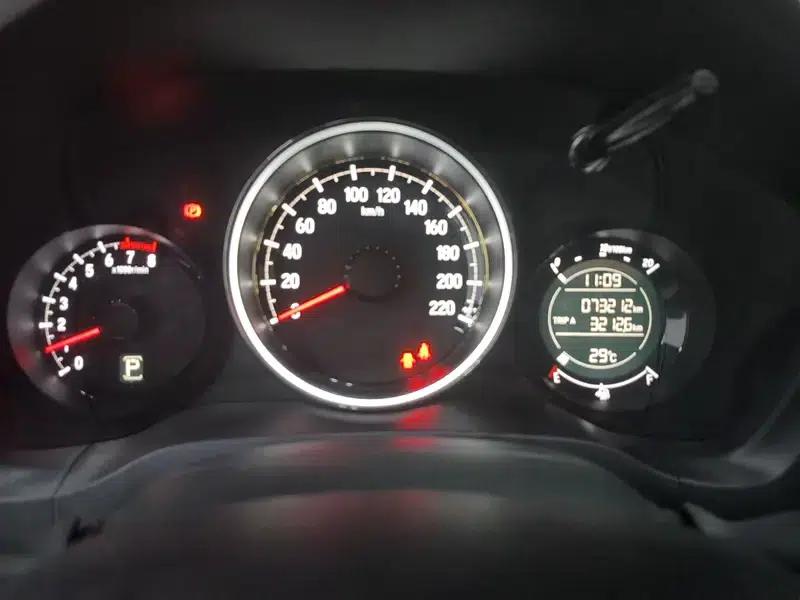 Honda XR-V 2015 1.8L EXi CVT Comfort Edition — миниатюра 15