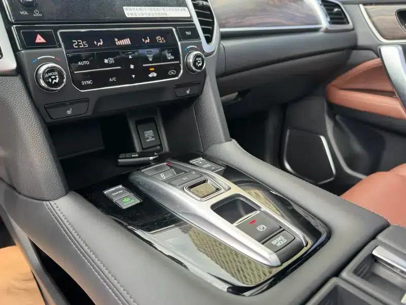 Honda UR-V 2017 370TURBO 4WD Premium Edition (National V Emission Standard) — миниатюра 12