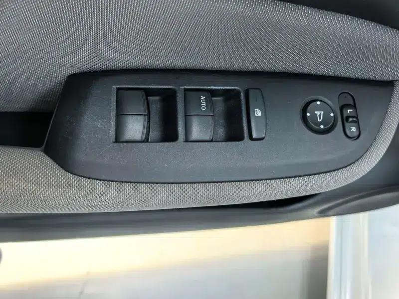 Honda LIFE 2020 1.5L CVT SPO-SS Dynamic Edition — миниатюра 23