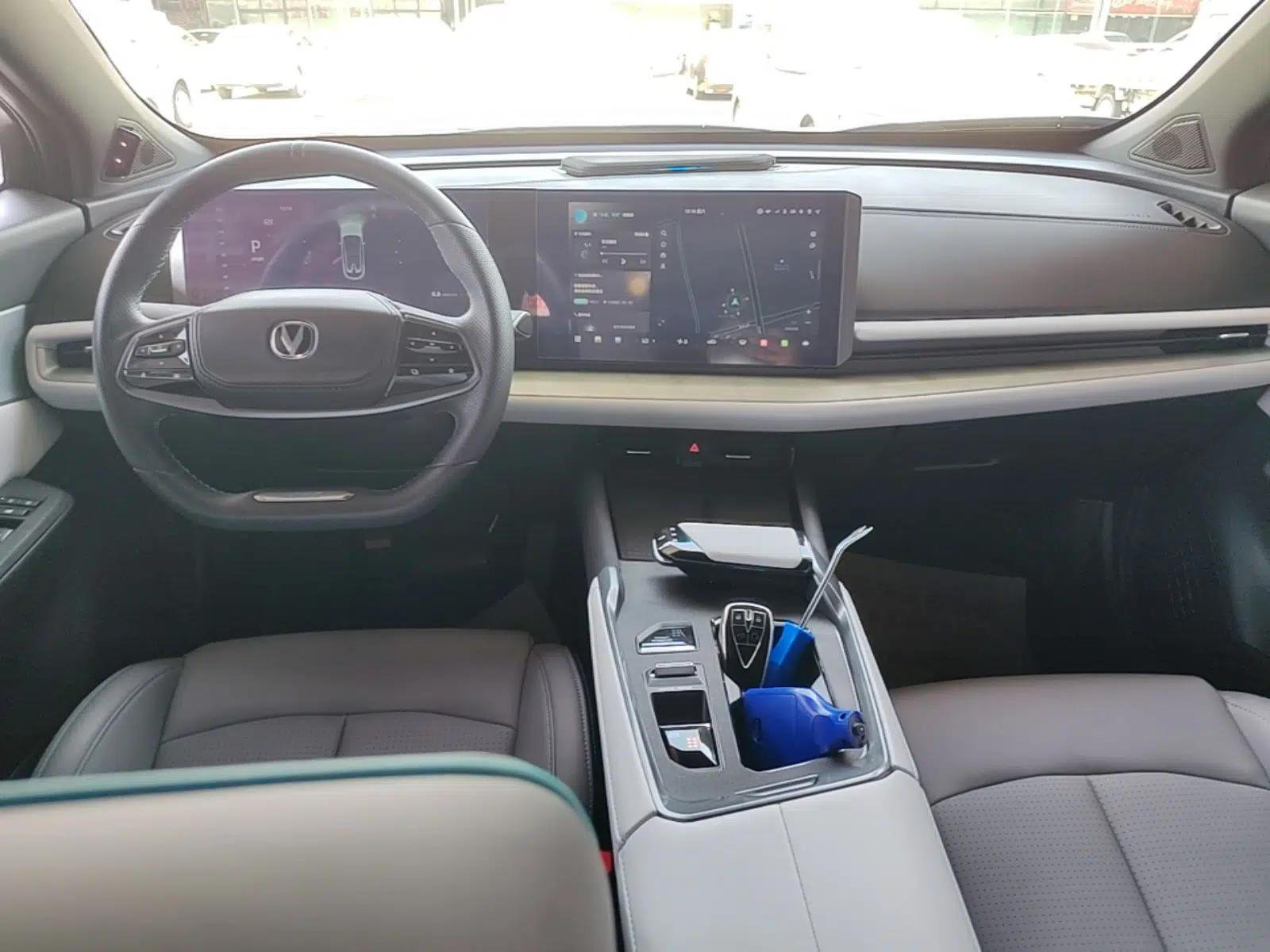 CHANGAN UNI-T 2023 Second-Generation 1.5T Prestige Model — миниатюра 12