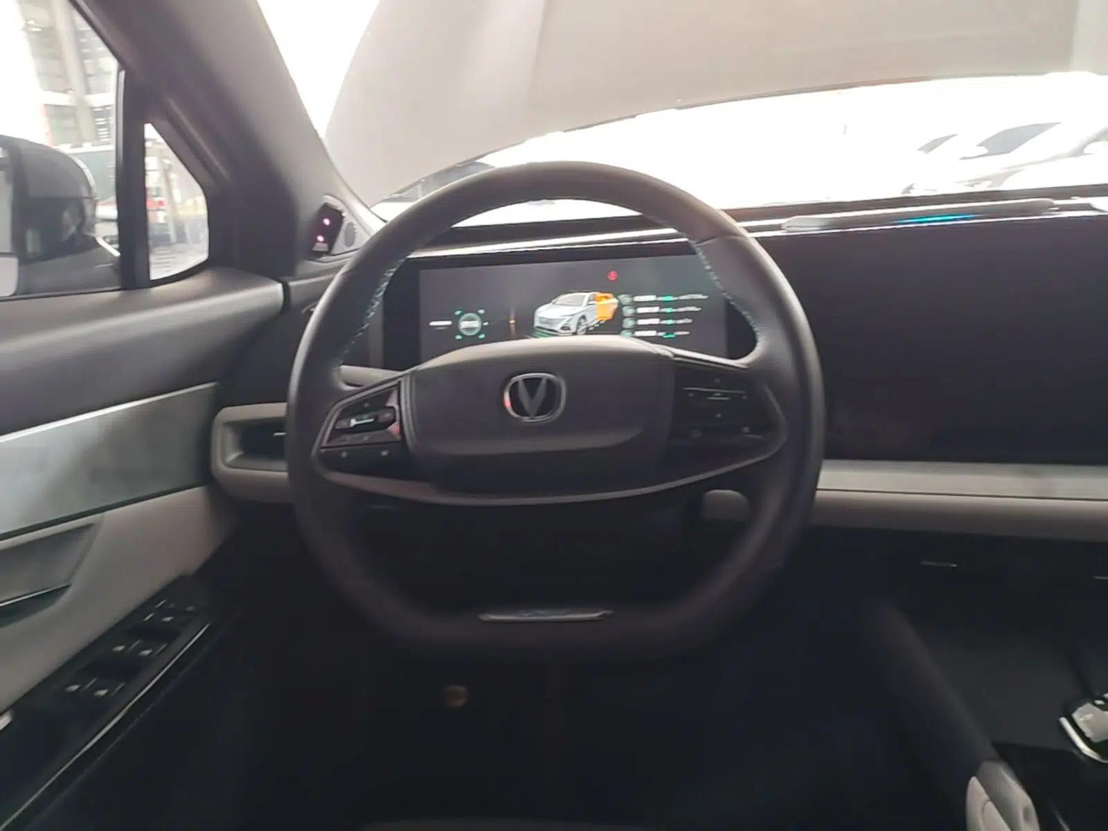 CHANGAN UNI-T 2023 Second-Generation 1.5T Prestige Model — миниатюра 13