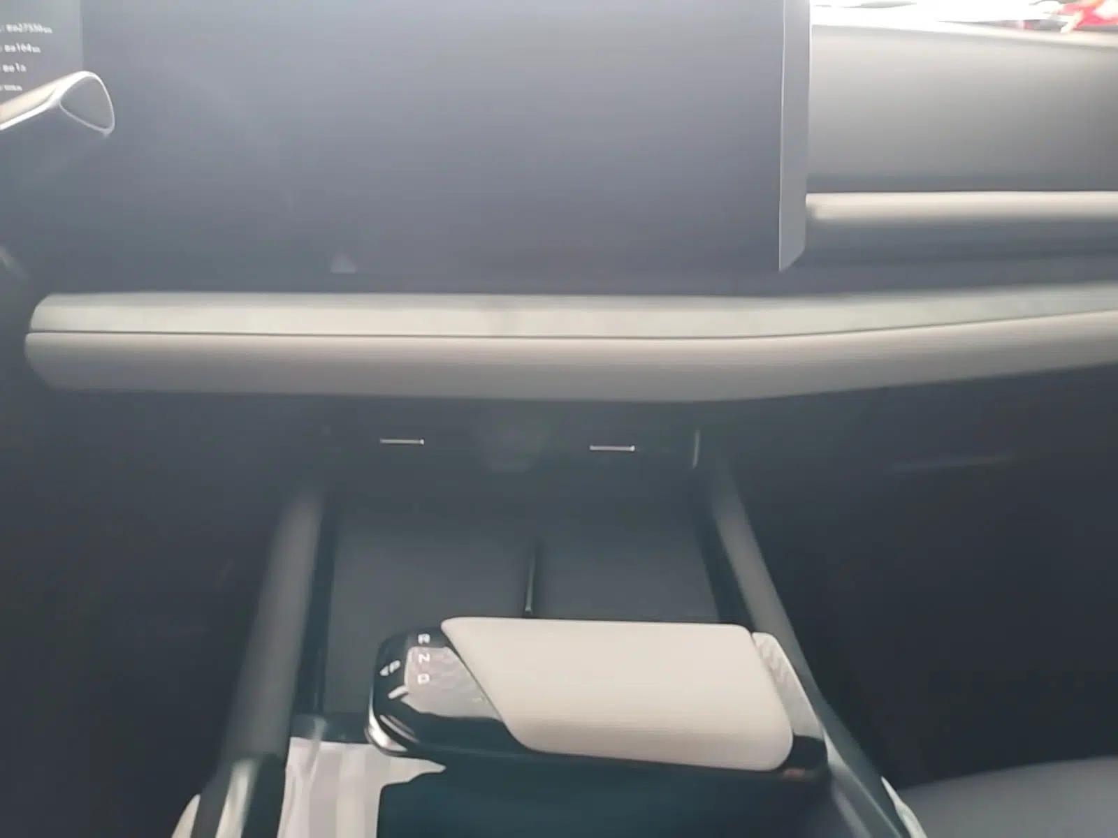CHANGAN UNI-T 2023 Second-Generation 1.5T Prestige Model — миниатюра 15