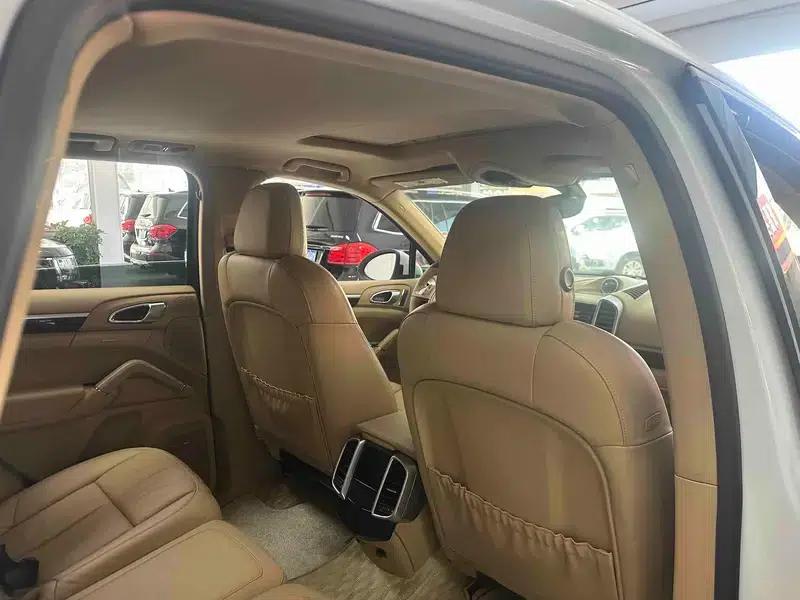 2014 Cayenne 3.0T Automatic AWD 5-seater (Parallel Import) — миниатюра 24