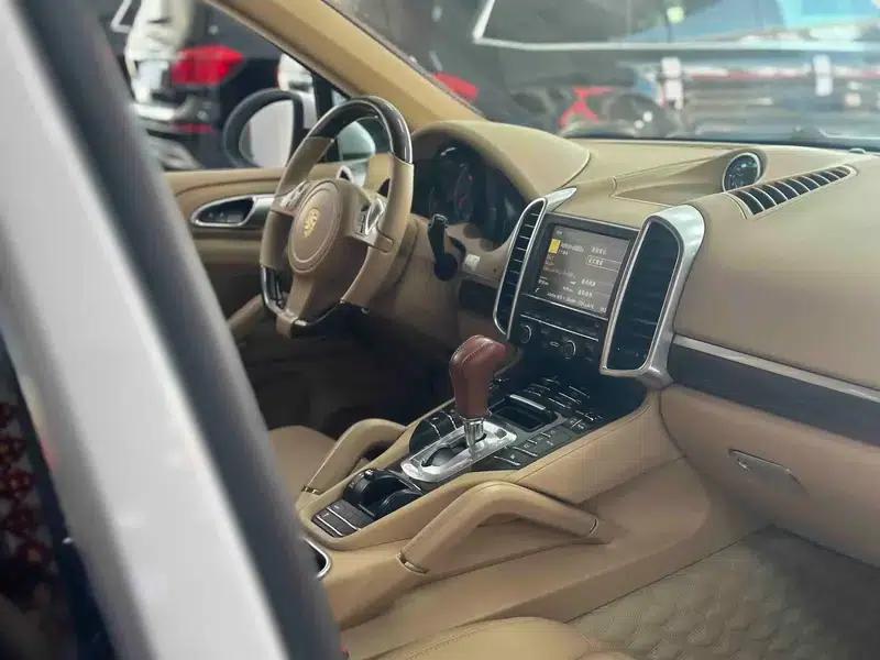 2014 Cayenne 3.0T Automatic AWD 5-seater (Parallel Import) — миниатюра 27