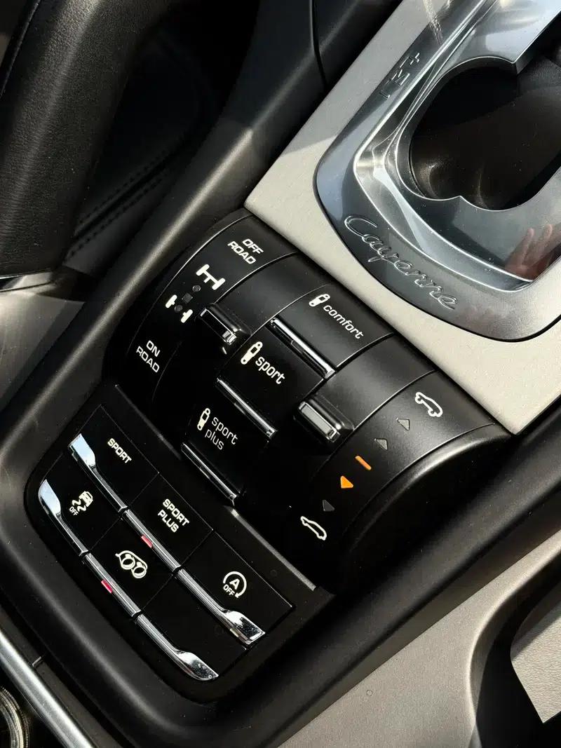 Cayenne 2016 Cayenne GTS 3.6T — миниатюра 17