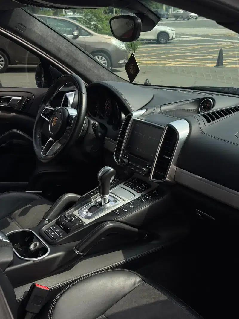 Cayenne 2016 Cayenne GTS 3.6T — миниатюра 10