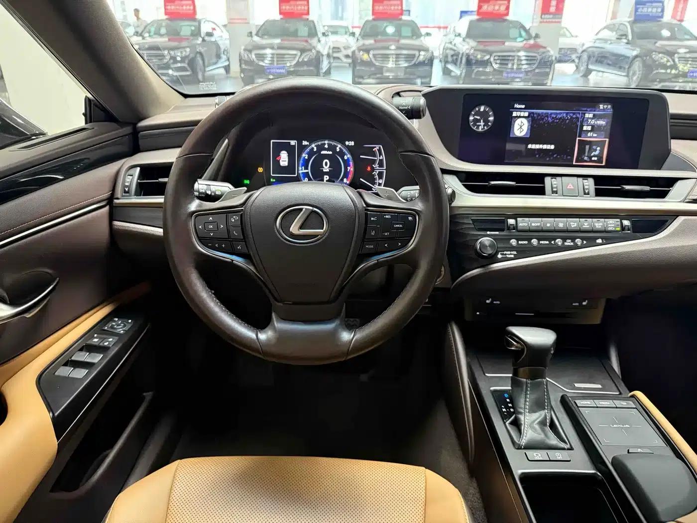Lexus ES 2018 200 Premium Edition (China V emission standard) — миниатюра 9