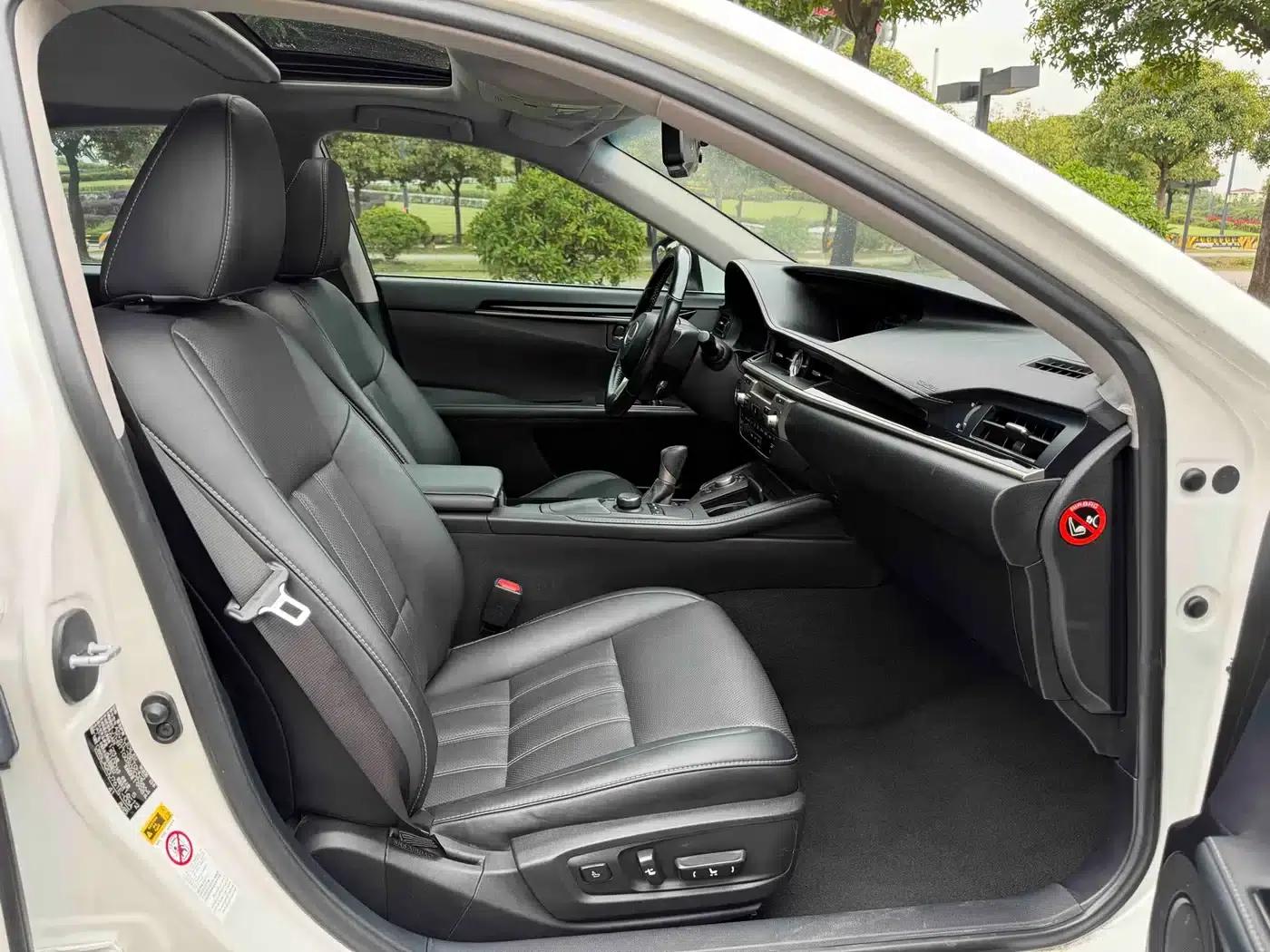 Lexus ES 2015 200 Elite Edition — миниатюра 18