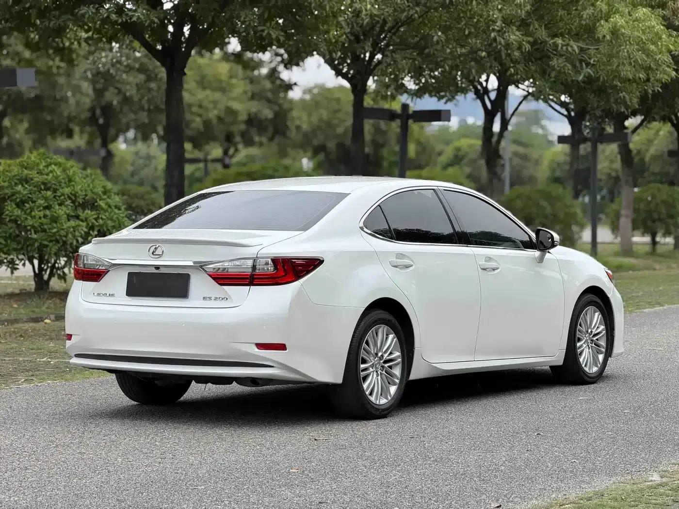 Lexus ES 2015 200 Elite Edition — миниатюра 7